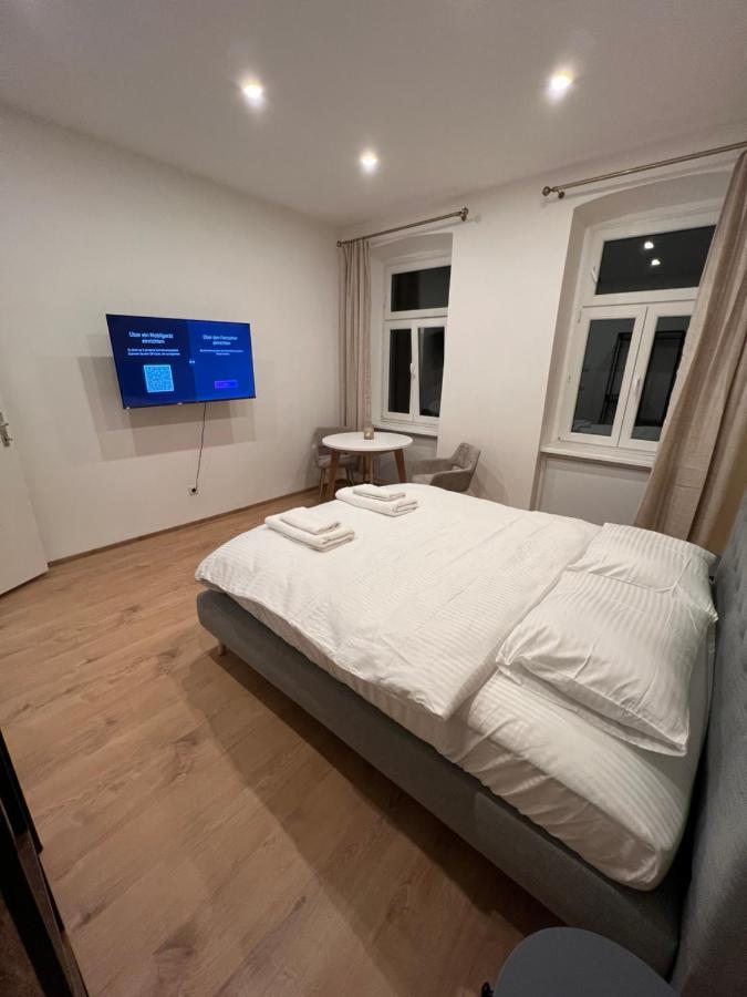 Apartment Near Metro & Netflix Bécs Kültér fotó